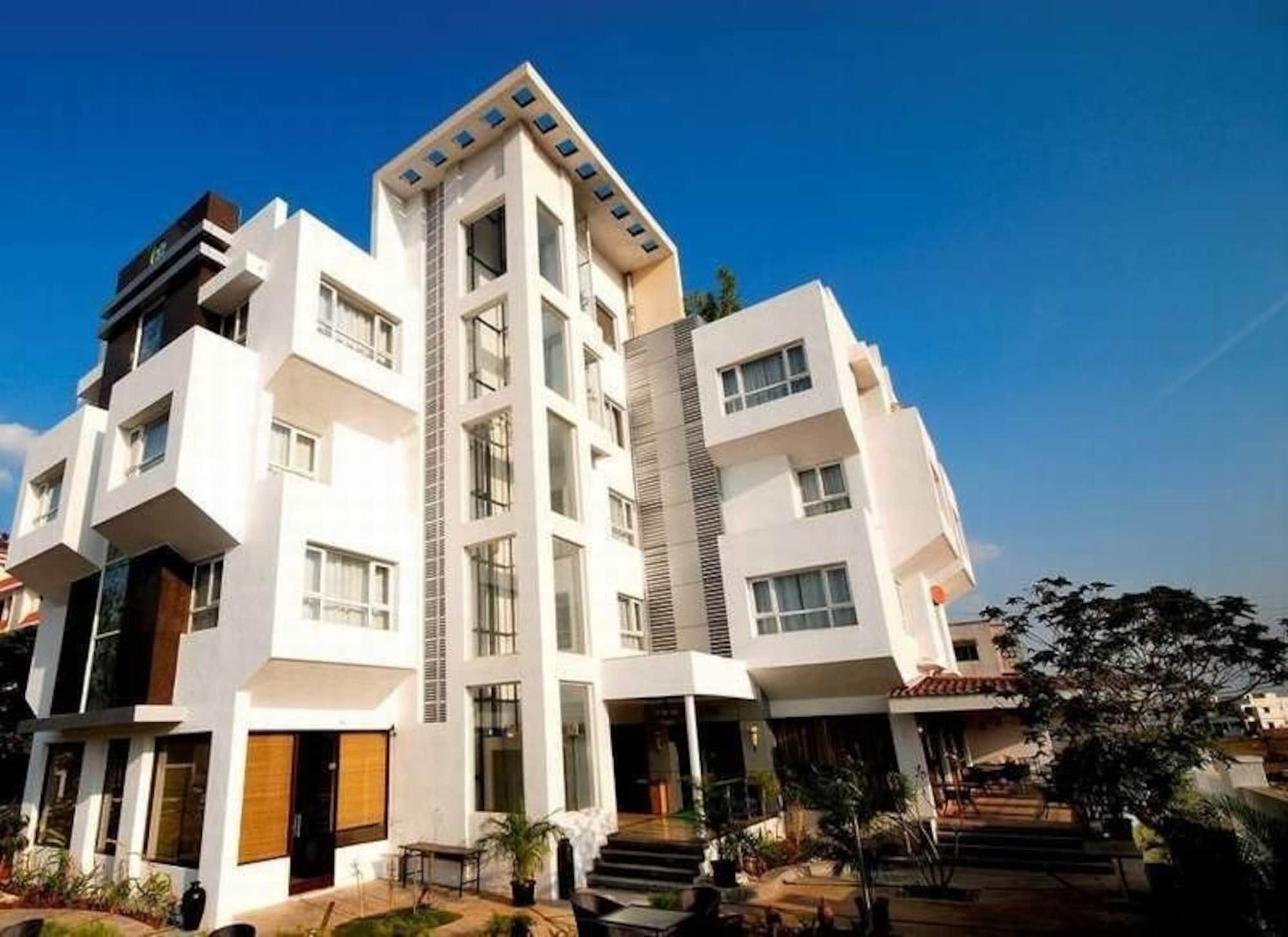 Treebo Trend Surya Nashik Hotel Exterior photo